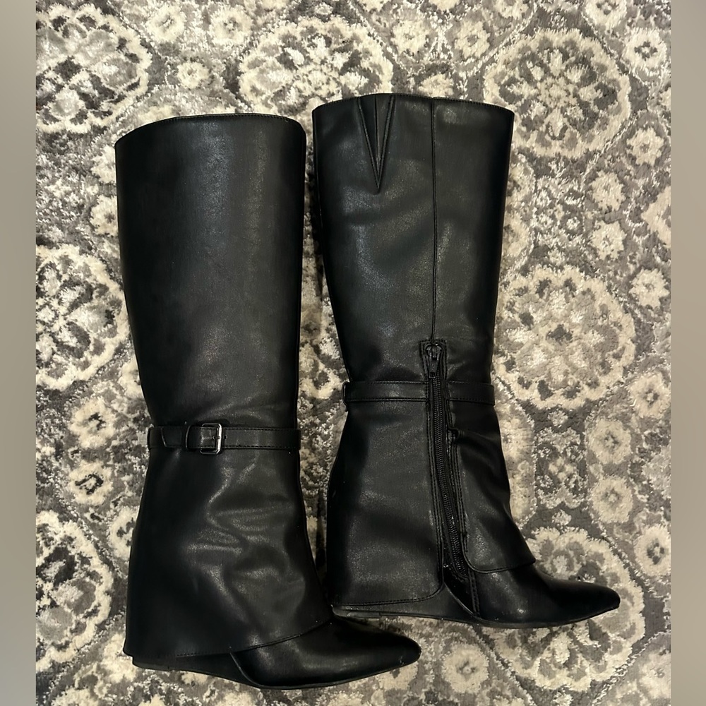 High knee boots